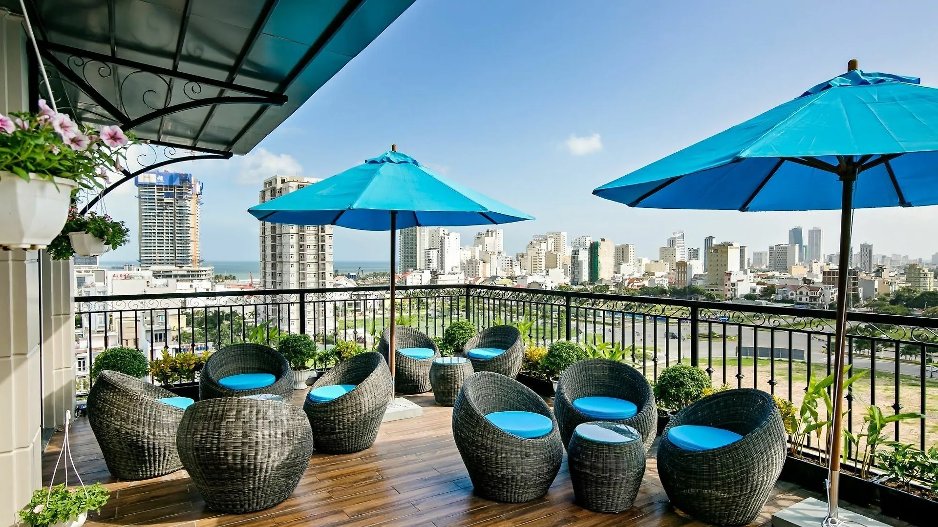 The Herriott Hotel & Suite Da Nang